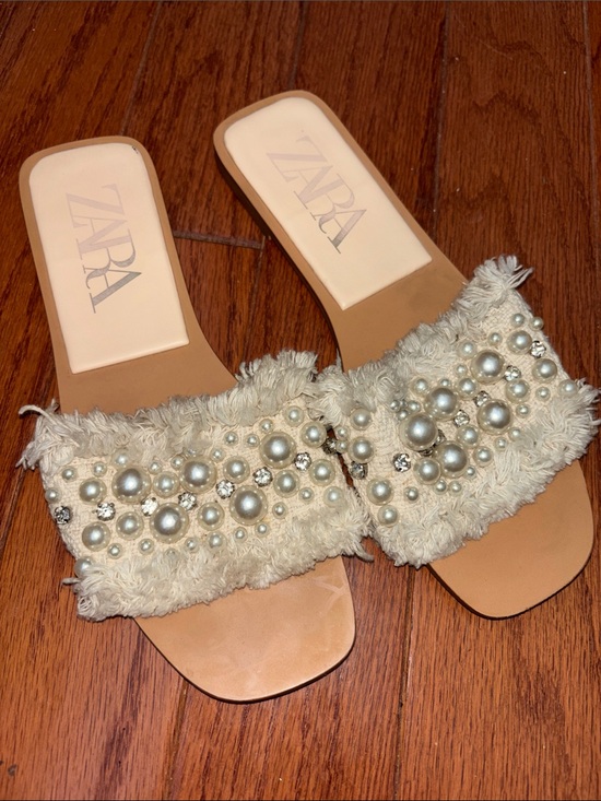 Zara Shoes - ZARA Cream Pearl & Crystal Fringe Slide Sandals